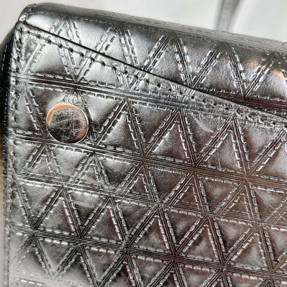 Michael Kors Voyageur Specchio Medium Top Zip Tote Bag Gunmetal Silver Metallic - Picture 14 of 16